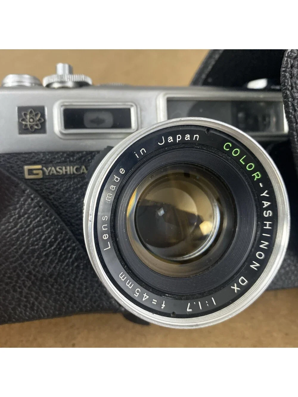 Vintage YASHICA ELECTRO 35 GSN Film Camera 1:1.7 f =45 mm w/ Case UNTESTED